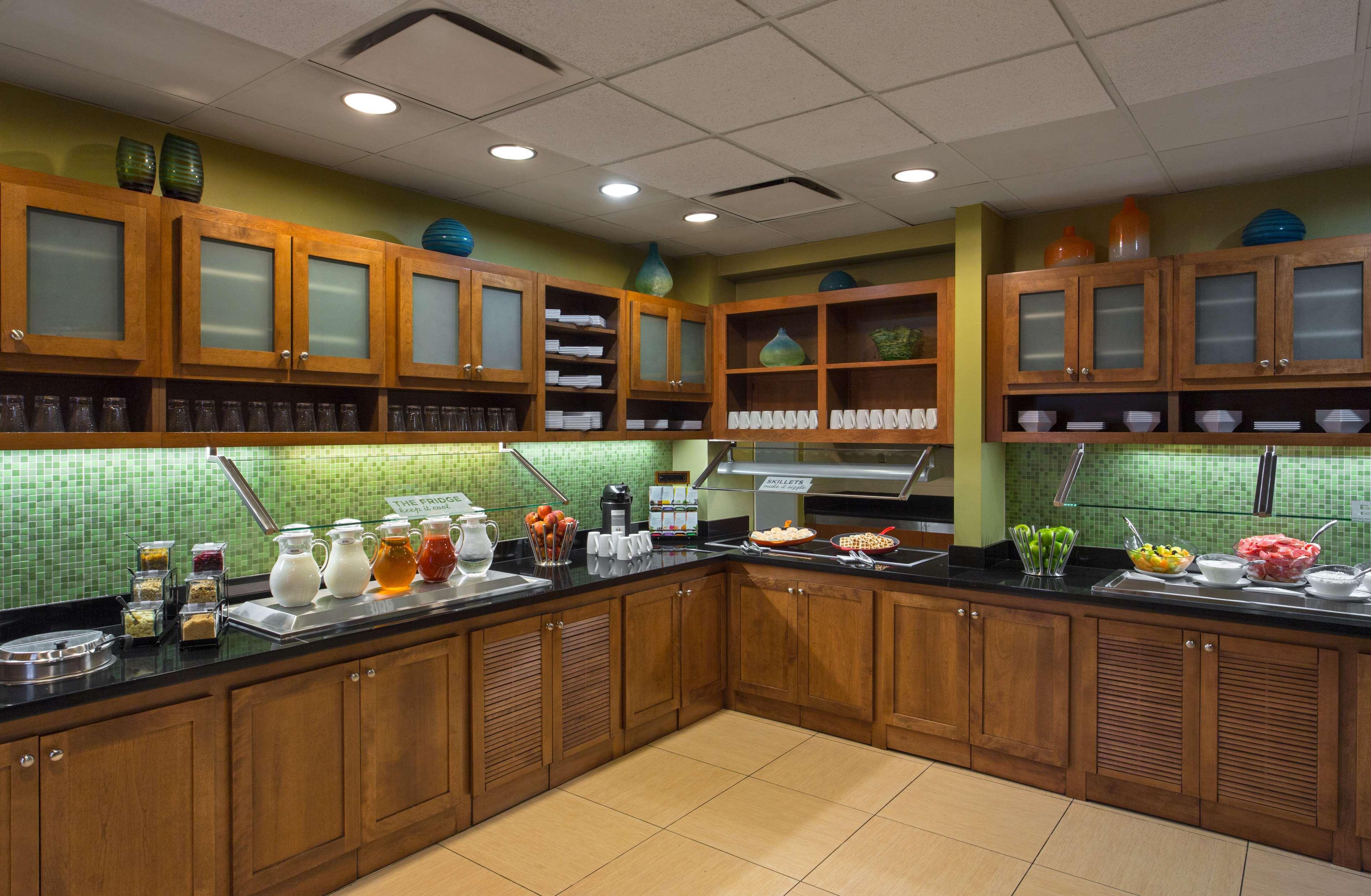 Hyatt Place Richmond Airport מראה חיצוני תמונה