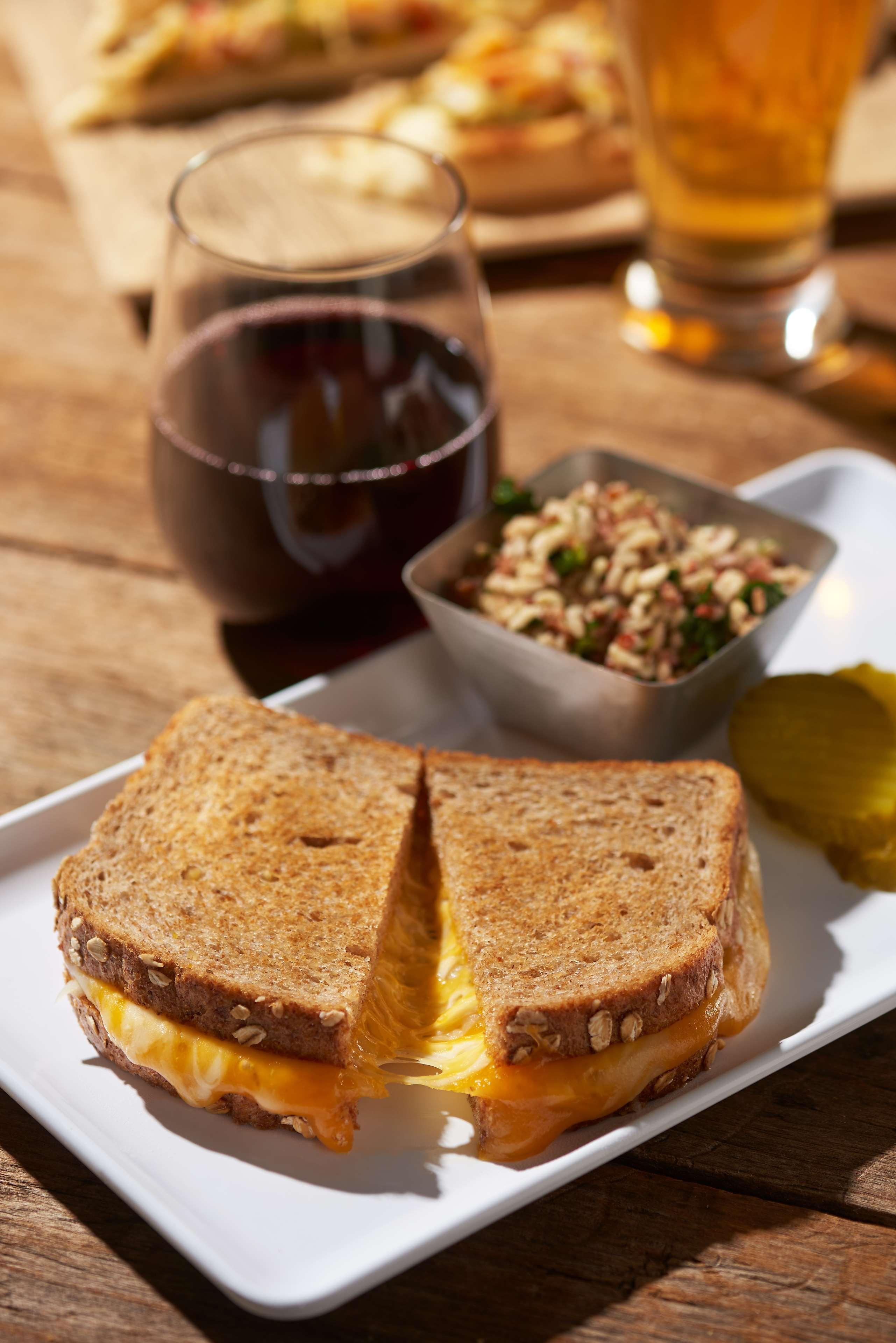 Hyatt Place Richmond Airport מראה חיצוני תמונה